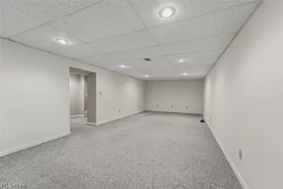 1745 Orchard Drive, Akron, OH 44333 - Photo 25