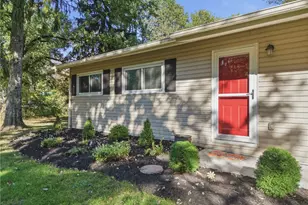 1745 Orchard Dr, Akron, OH 44333 - Photo 5