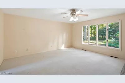 5851 Mills Creek Lane, North Ridgeville, OH 44039 - Photo 5