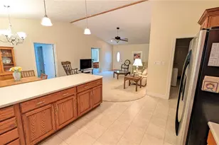719 Oak Tree Ln, Belpre, OH 45714 - Photo 39
