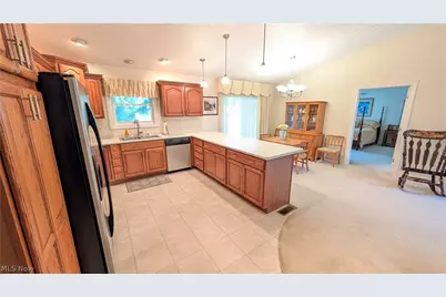 719 Oak Tree Lane, Belpre, OH 45714 - Photo 37