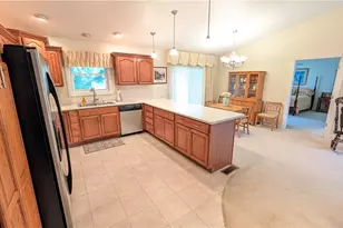 719 Oak Tree Ln, Belpre, OH 45714 - Photo 37