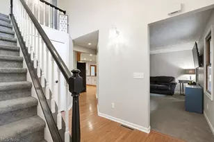 10900 Stafford Rd, Chagrin Falls, OH 44023 - Photo 9