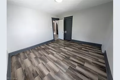 3708 Hillman Street, Youngstown, OH 44507 - Photo 11