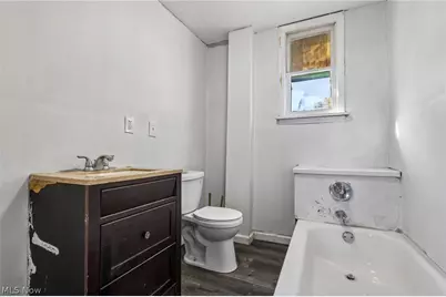 9523 Aetna Road, Loveland, OH 44105 - Photo 9