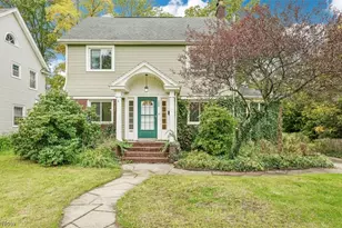 596 Greenwood Ave, Akron, OH 44320 - Photo 1