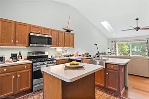 5729 St Thomas Ln, Madison, OH 44057 - Photo 5