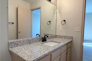 1432 Buckingham Gate Blvd, Cuyahoga Falls, OH 44221 - Photo 17
