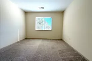 1432 Buckingham Gate Blvd, Cuyahoga Falls, OH 44221 - Photo 15