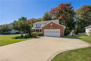 6425 Harborview Ave NW, Canton, OH 44718 - Photo 3