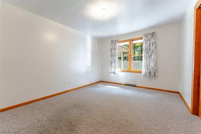 383 Bahler Street SW, Sugarcreek, OH 44681 - Photo 17