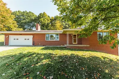 383 Bahler Street SW, Sugarcreek, OH 44681 - Photo 3