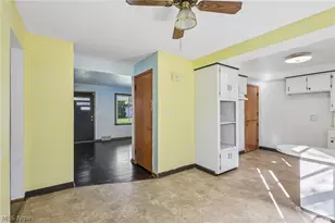 1817 Basil Ave, Youngstown, OH 44514 - Photo 13