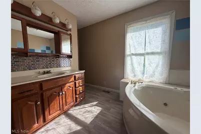 3950 Wolf Road SW, Port Washington, OH 43837 - Photo 7