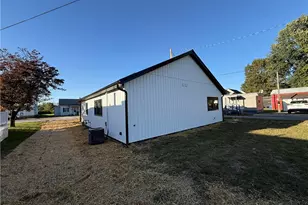 122 N 9th St, Byesville, OH 43723 - Photo 7