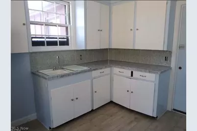 4100 Cleveland Avenue NW, Canton, OH 44709 - Photo 31