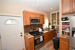3923 Robert Ave, Loveland, OH 44109 - Photo 5
