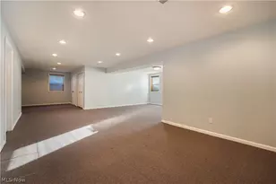 6617 Harness Cir NE, Canton, OH 44721 - Photo 25
