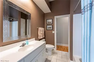 8496 Countryview Dr, Grandview Heights, OH 44147 - Photo 31