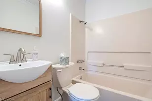 366 Riverside Dr, Painesville, OH 44077 - Photo 13