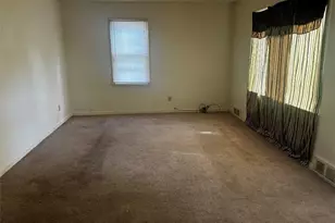 808 Cornell St, Youngstown, OH 44502 - Photo 3