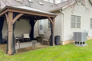 2850 Sherwood Ave NW, Massillon, OH 44646 - Photo 3