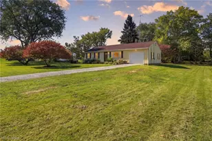 1595 Kenyon Ave SW, Massillon, OH 44647 - Photo 3