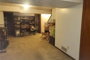 9039 Merchant Dr, Streetsboro, OH 44241 - Photo 17