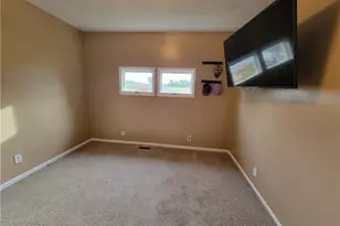 3941 W Sterling Rd, Burbank, OH 44214 - Photo 17