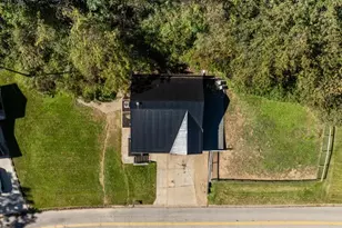 213 Bennett Dr, Weirton, WV 26062 - Photo 27