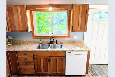 2177 Par Drive, Akron, OH 44312 - Photo 3