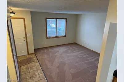 1420 Reimer Road #B, Wadsworth, OH 44281 - Photo 5