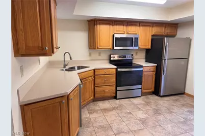 1420 Reimer Road #B, Wadsworth, OH 44281 - Photo 3