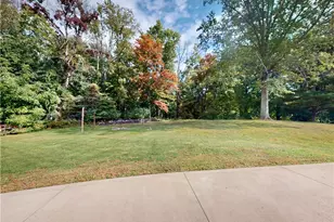 713 Randolph Rd, Mogadore, OH 44260 - Photo 37