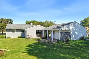 209 W Main St, New London, OH 44851 - Photo 33
