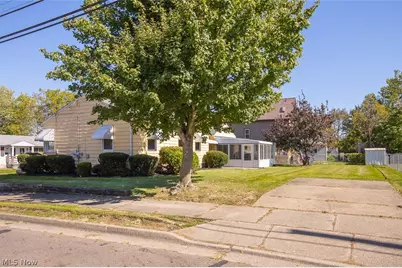 1164 Wyley Avenue, Akron, OH 44306 - Photo 33