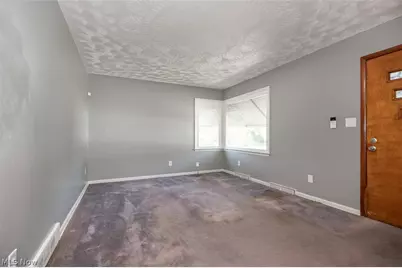 1164 Wyley Avenue, Akron, OH 44306 - Photo 3
