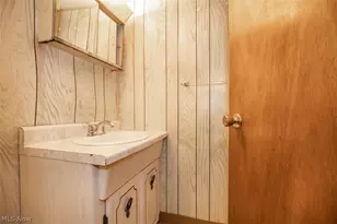 1164 Wyley Ave, Akron, OH 44306 - Photo 23