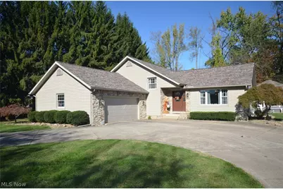3805 Lake Vista Road, Akron, OH 44319 - Photo 1