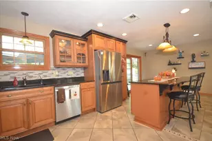 3805 Lake Vista Rd, Akron, OH 44319 - Photo 13