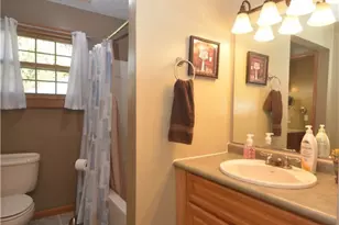 3805 Lake Vista Rd, Akron, OH 44319 - Photo 33