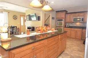 3805 Lake Vista Rd, Akron, OH 44319 - Photo 15