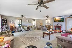 7370 Pinecrest Dr, Zanesville, OH 43701 - Photo 31