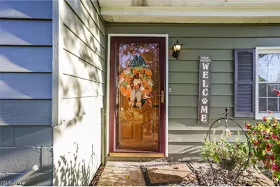 7370 Pinecrest Drive, Zanesville, OH 43701 - Photo 5
