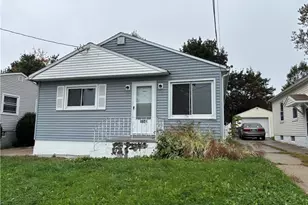1928 13th St SW, Akron, OH 44314 - Photo 1