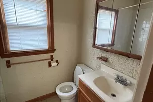 1928 13th St SW, Akron, OH 44314 - Photo 9