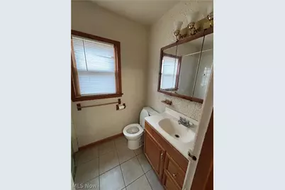 1928 13th Street SW, Akron, OH 44314 - Photo 9
