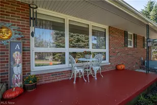 5522 Grove St, Louisville, OH 44641 - Photo 5