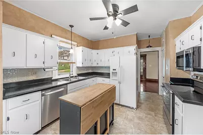 1007 E Gorgas Street, Louisville, OH 44641 - Photo 5