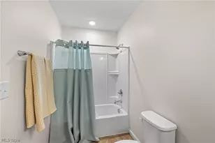 36183 Waterscape Ct, North Ridgeville, OH 44039 - Photo 37